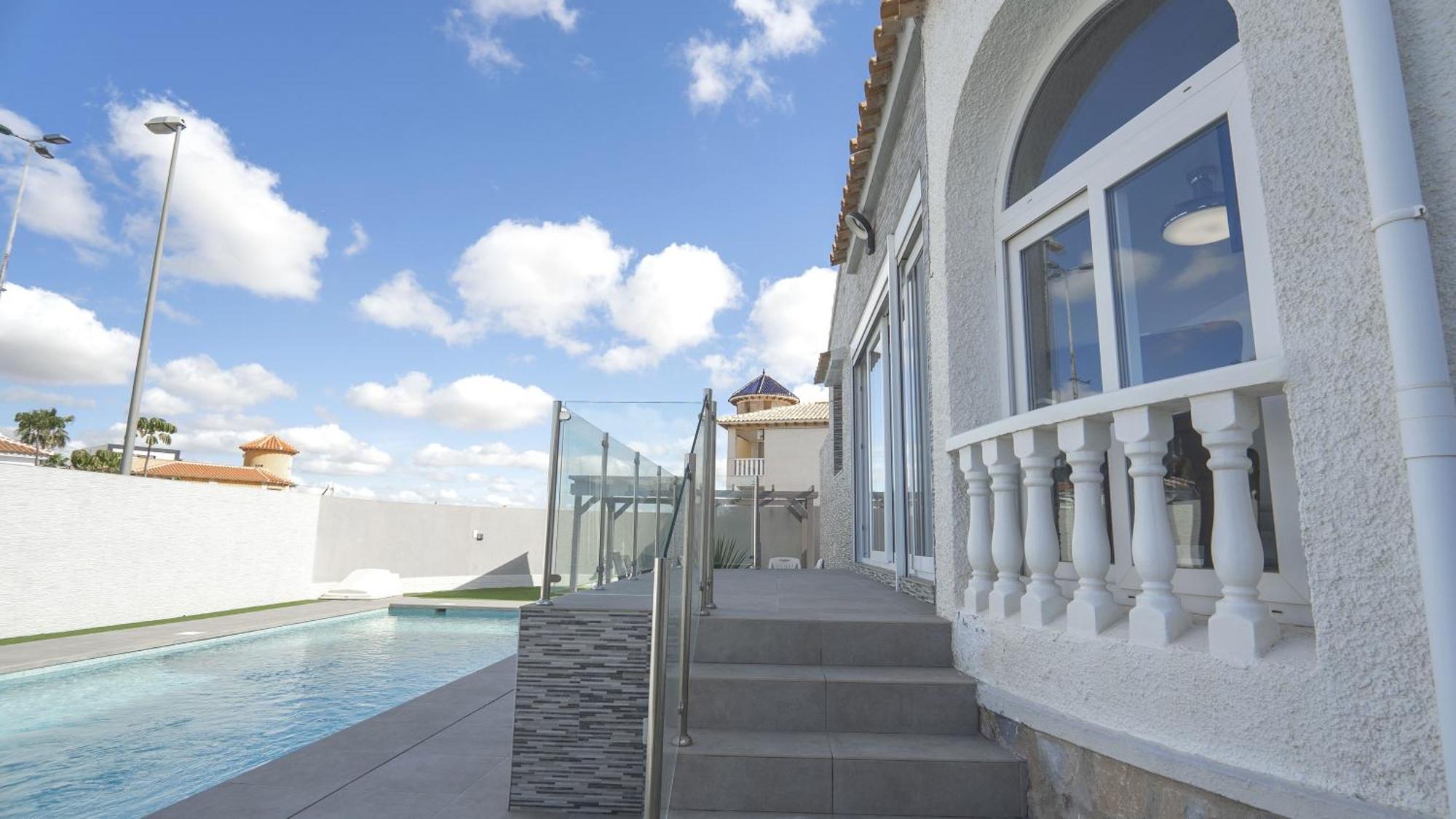 Modern Detached 4 Bed 3 Bath Villa With Private Pool Close To All Amenities Вільямартін Екстер'єр фото
